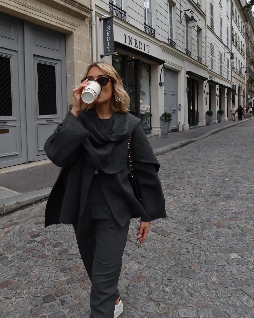 Maison Nala | Chic Scarf Coat