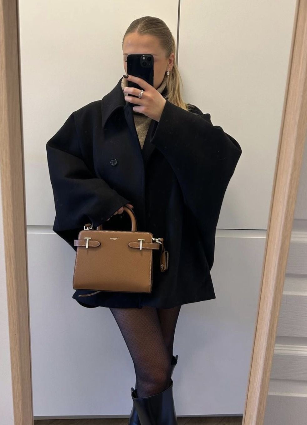 Maison Nala | Oversized Wool Coat