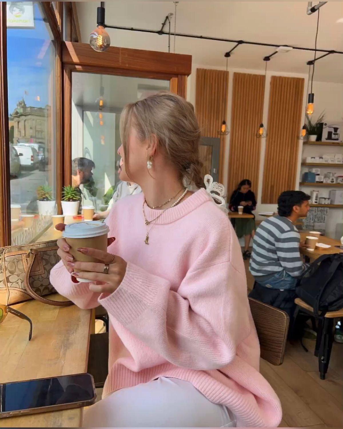Maison Nala™ | Oversized Rose Pullover